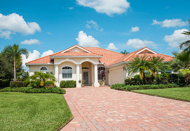 Best Driveway Pavers Near Me  in Wona Lake, IN